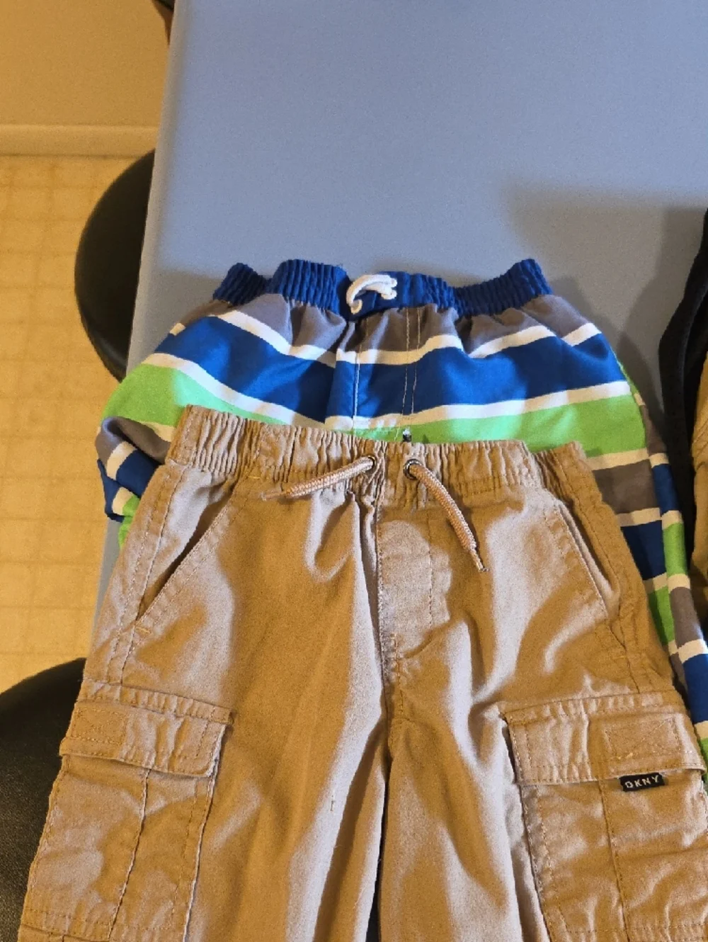 Boy Shorts Bundle 3T-5T - Picture 2 of 6